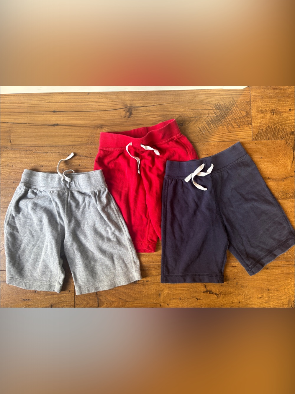 Hanna Andersson Knit Pull-On Shorts - Gray, Red & Navy boys size 6/7